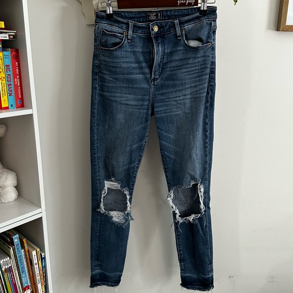 A&F | Simone High Rise Super Skinny Jeans - Picture 2 of 9